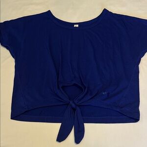 Under Armour Women's Navy Tie-Front Crop Top